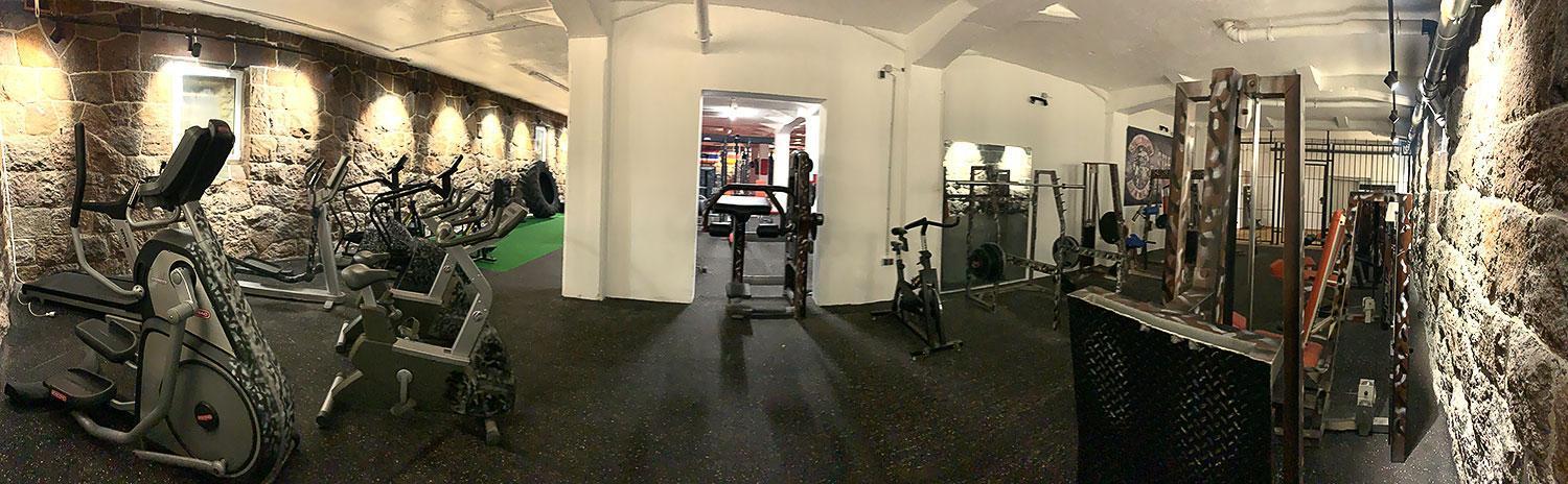 Hotel Zur Alten Stadtkellerei Leipzig Eksteriør bilde The gym at the National Football Centre