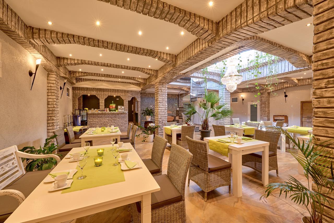 Hotel Zur Alten Stadtkellerei Leipzig Eksteriør bilde Restaurant